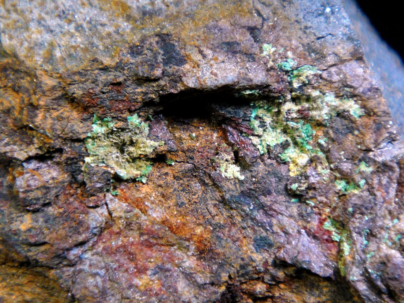 Sabugalita, Torbernita
Campo de visión 3 cm.
(Autor: Antonio P. López)