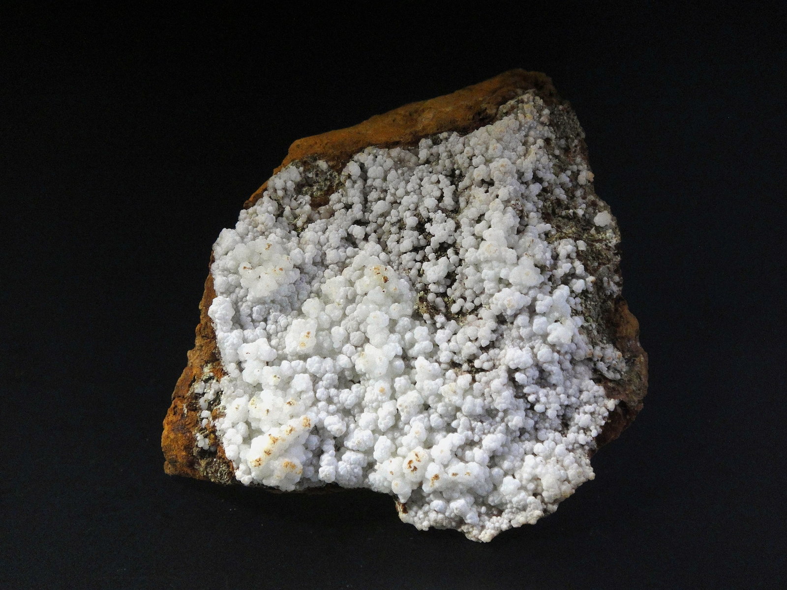 Fluorapatito (variedad carbonatofluorapatito)
5 x 5 cm.
(Autor: Antonio P. López)