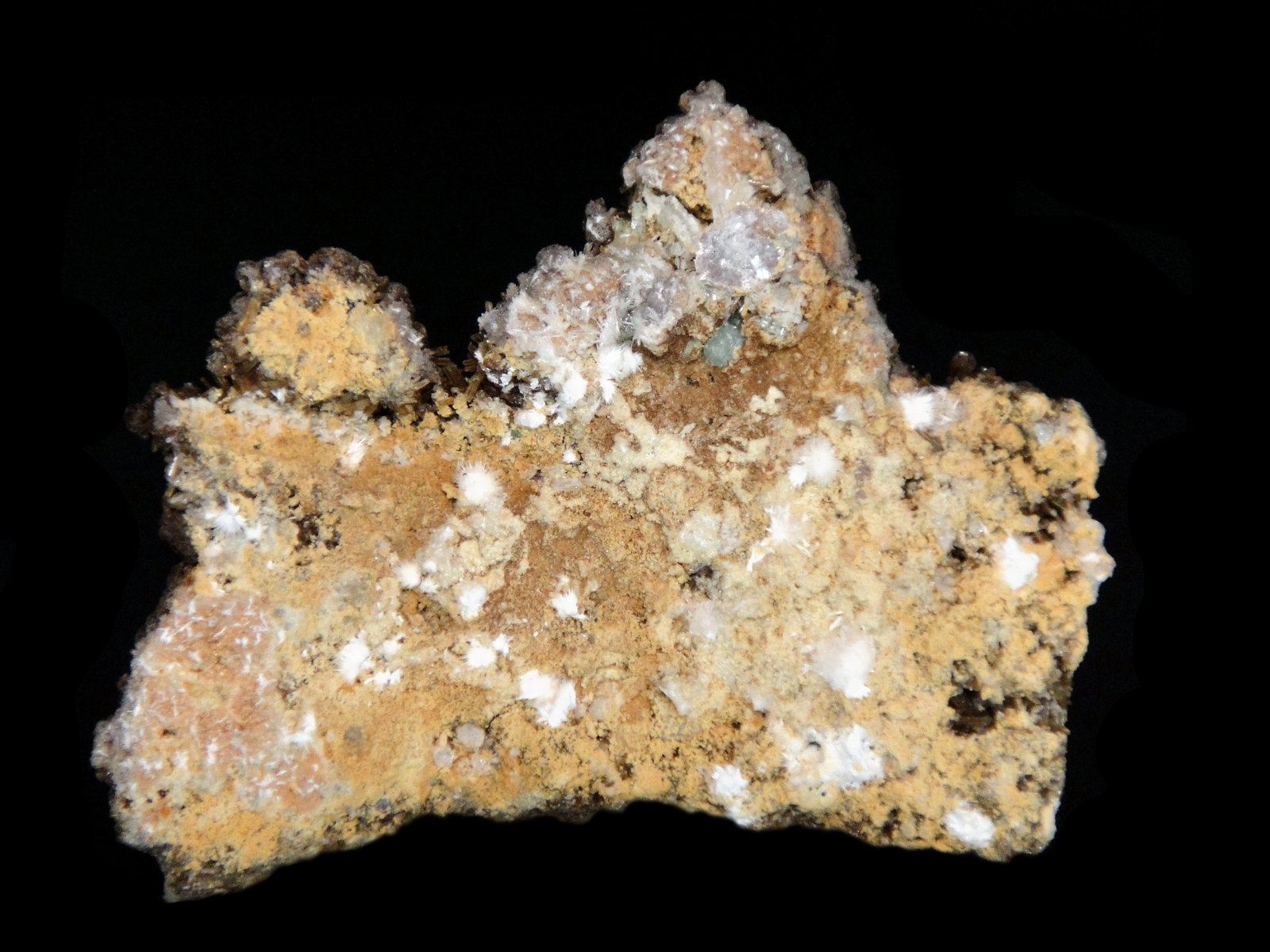 Moraesita, Greifensteinita, Eosphorita
4,5 x 3,5 cm.
(Autor: Antonio P. López)