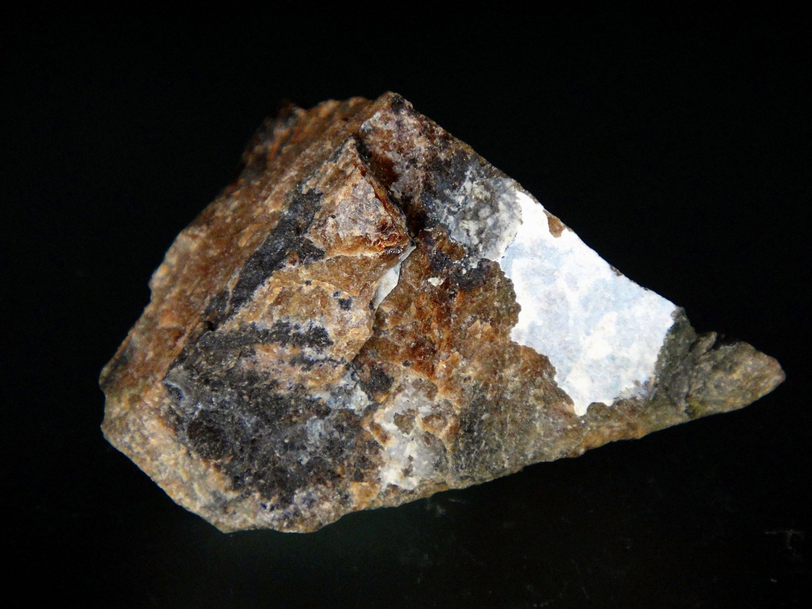 Galliskiíta, Triplita
5 x 4 cm.
(Autor: Antonio P. López)