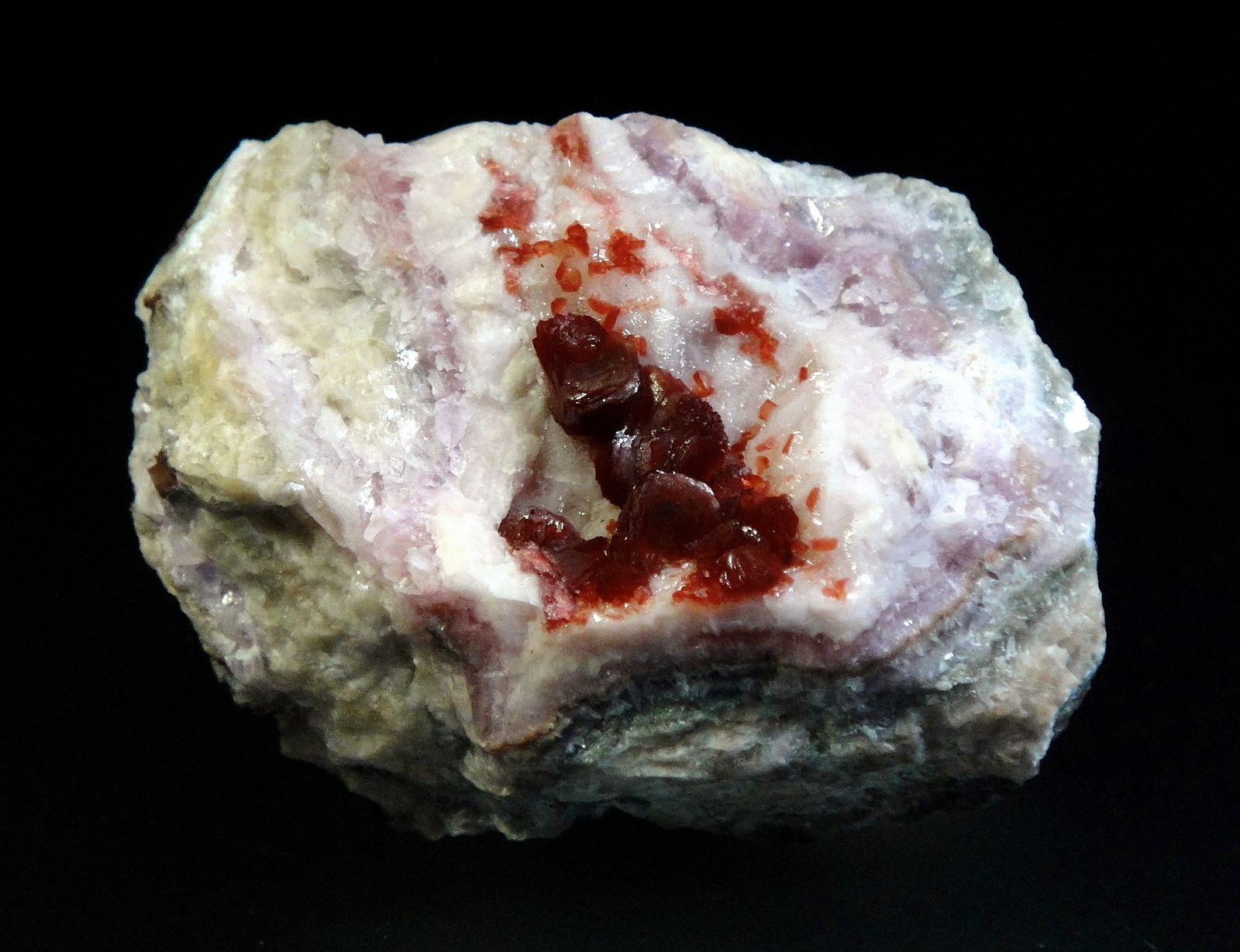 Roselita
5 x 3 cm.
(Autor: Antonio P. López)