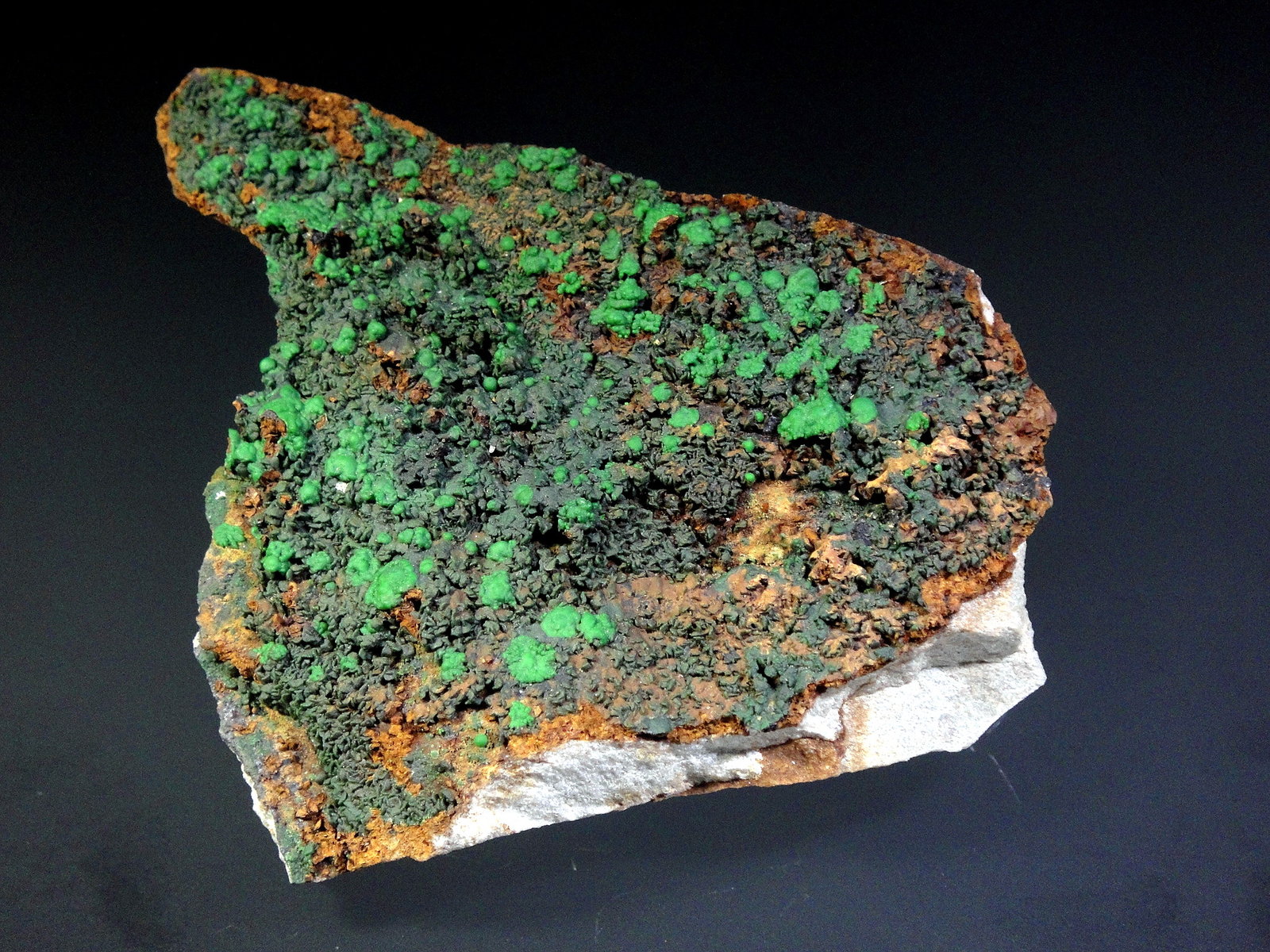 Conichalcita (Conicalcita)
8 x 7 cm.
(Autor: Antonio P. López)