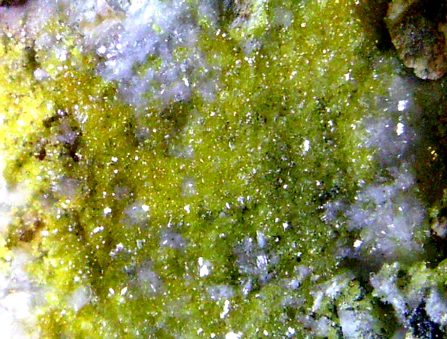 Mimetita
Campo de visión 10 mm.
(Autor: Antonio P. López)