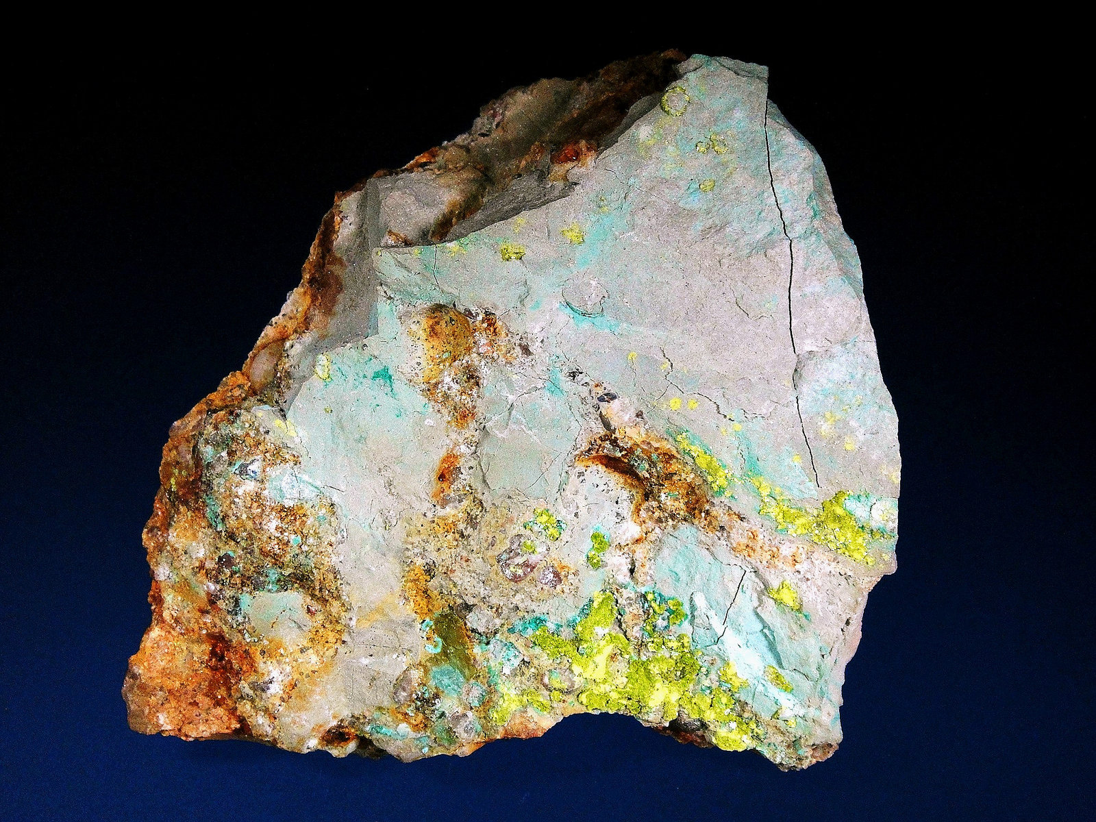 Vesignieíta
7 x 7 cm.
(Autor: Antonio P. López)