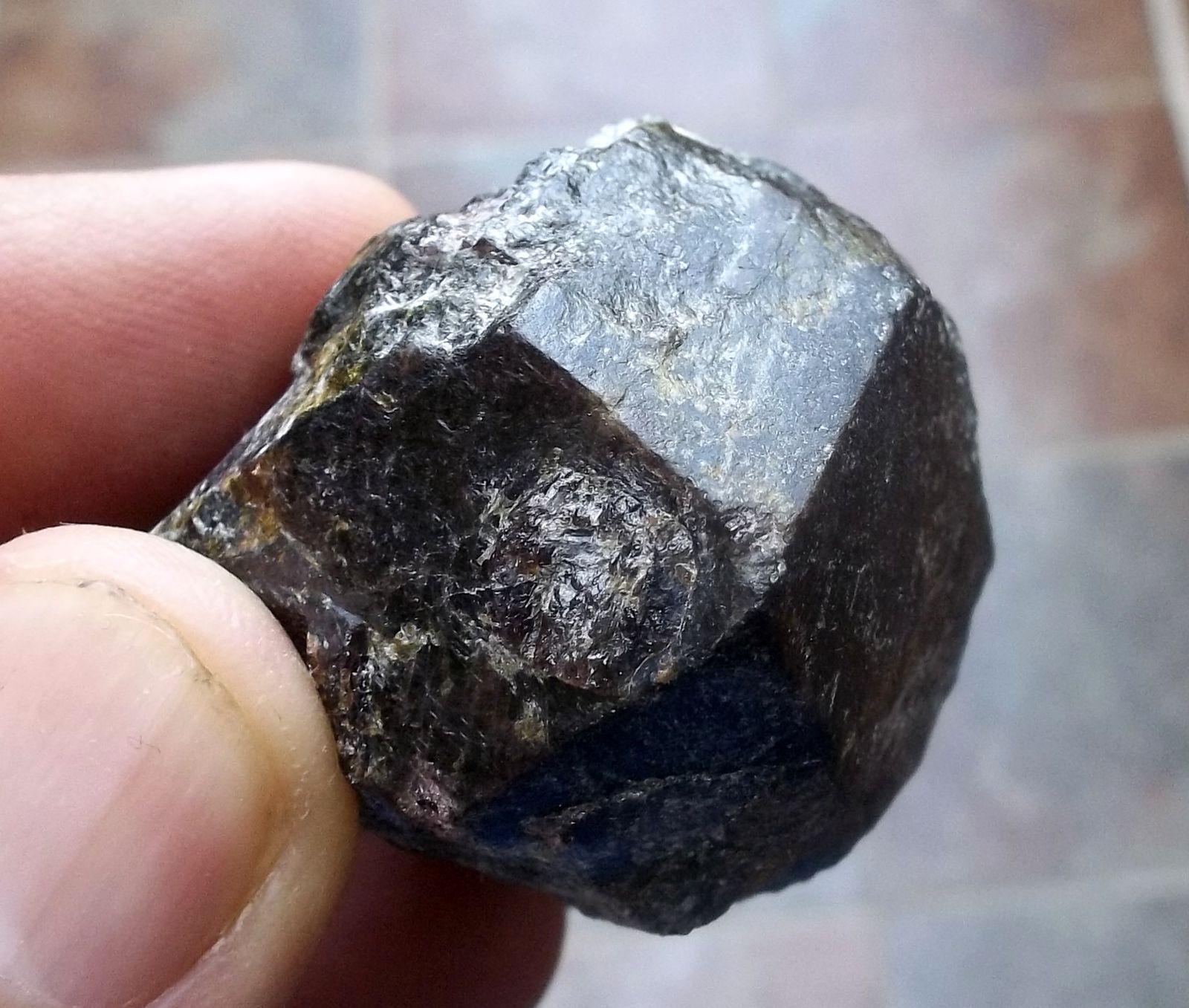 Almandino (Granate)
3 x 3 cm
(Autor: Cristalino)