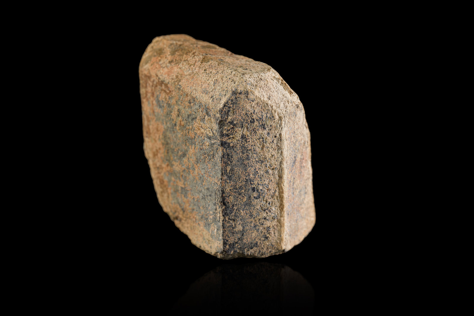 Ixiolita
5 x 4 x 5 cm
(Autor: Museo MIM)