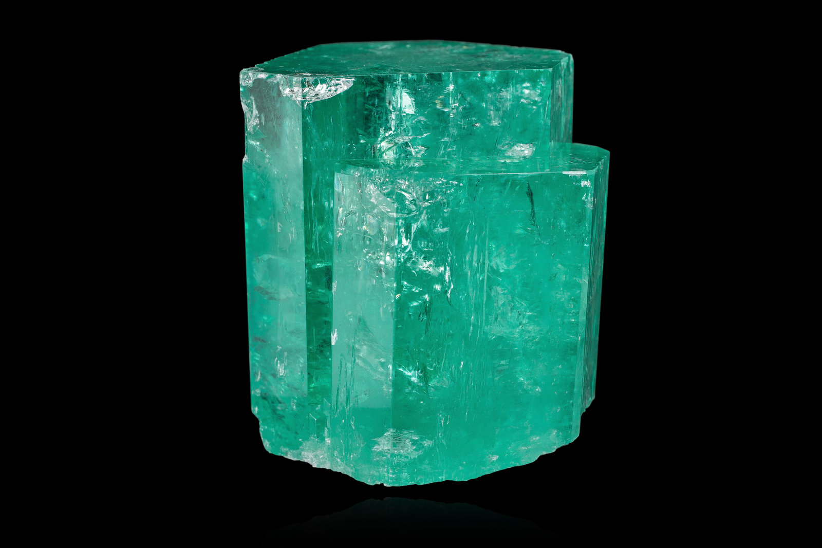 Berilo (variedad esmeralda)
5,5 x 6 x 6 cm
(Autor: Museo MIM)