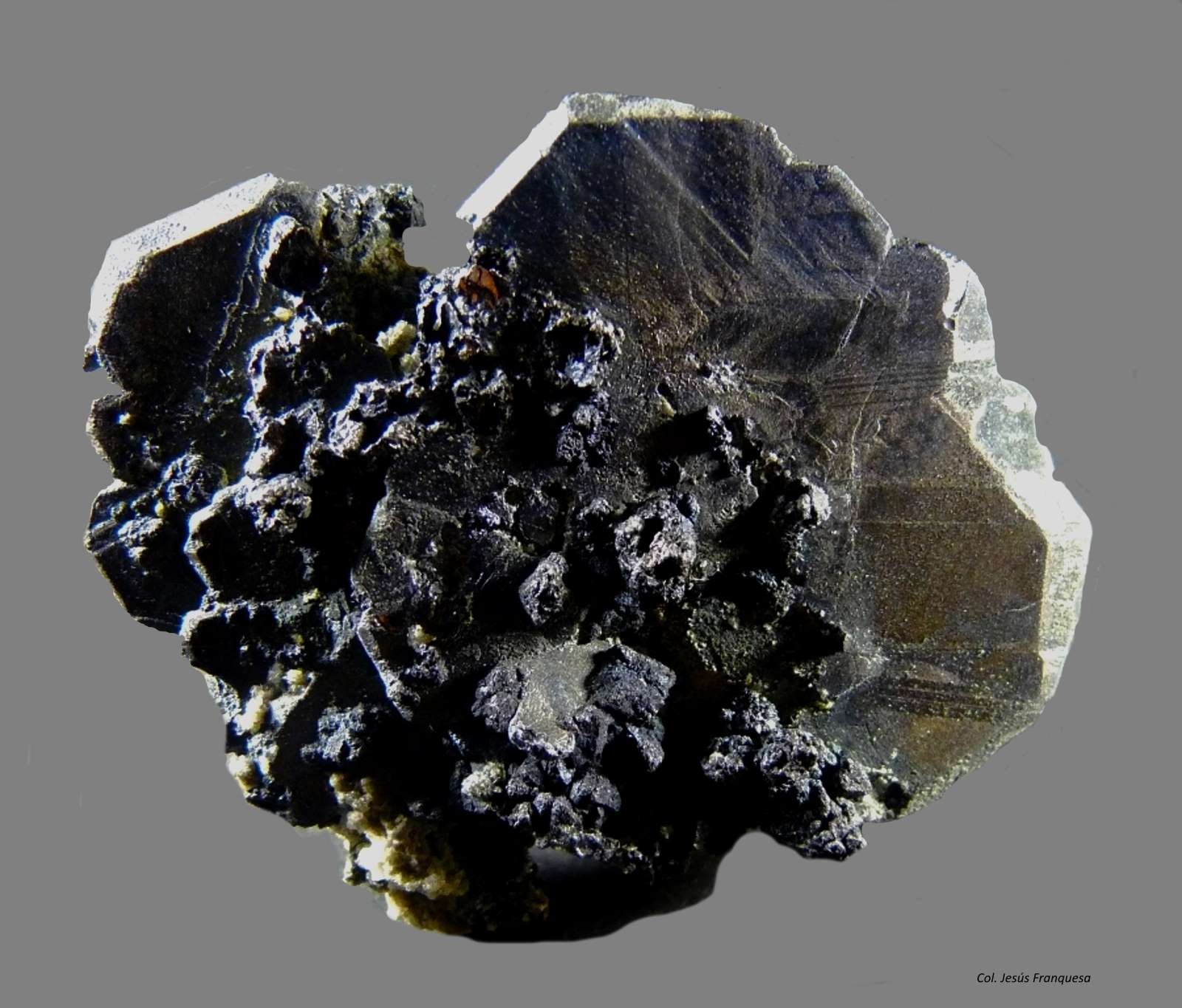 Bournonita.
45x40 mm.
(Autor: Jesus Franquesa Baucells)