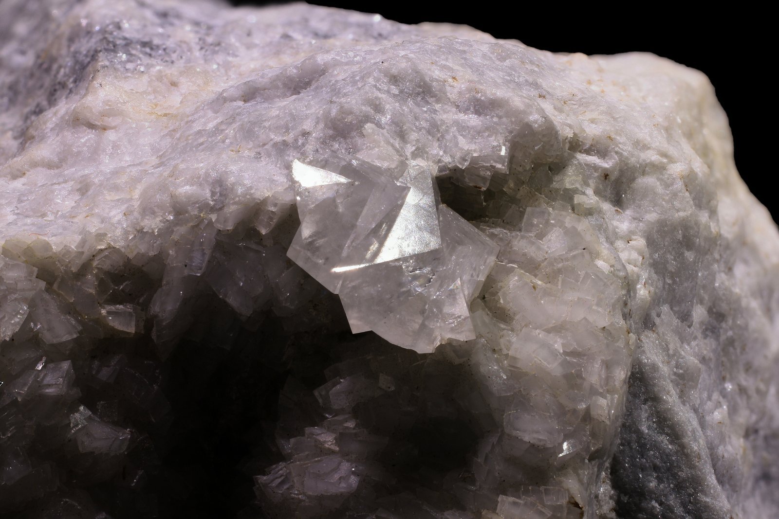 Dolomita
Cristal 1 cm
(Autor: Jorgina-Agusti-Màrius)