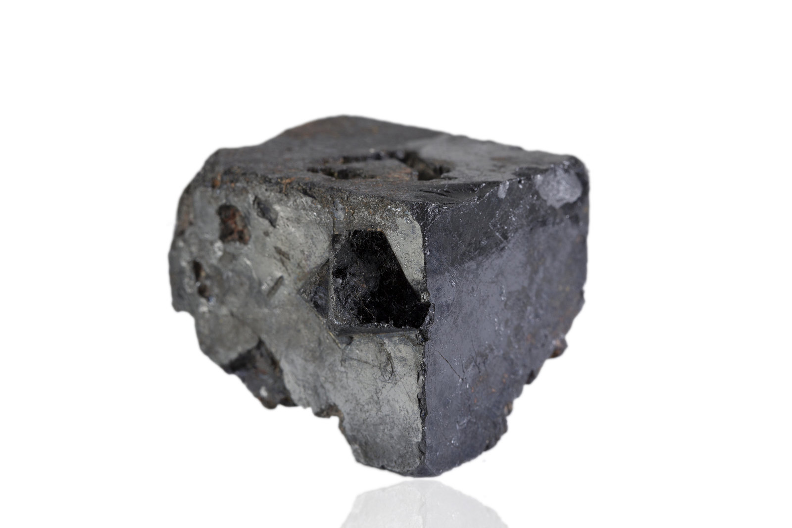 Thorianita
4 x 3,5 x 3 cm
(Autor: Museo MIM)
