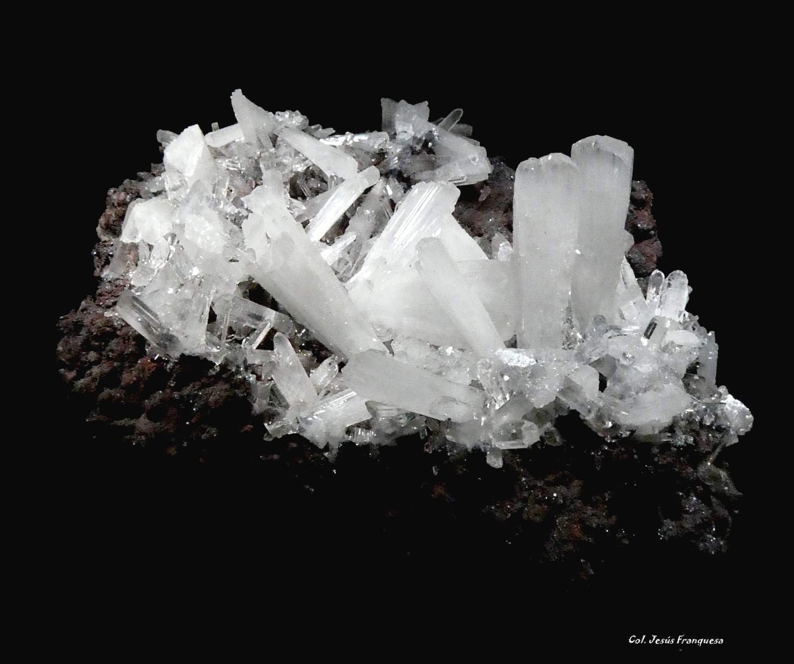 Hemimorfita
80x70 mm.
(Autor: Jesus Franquesa Baucells)
