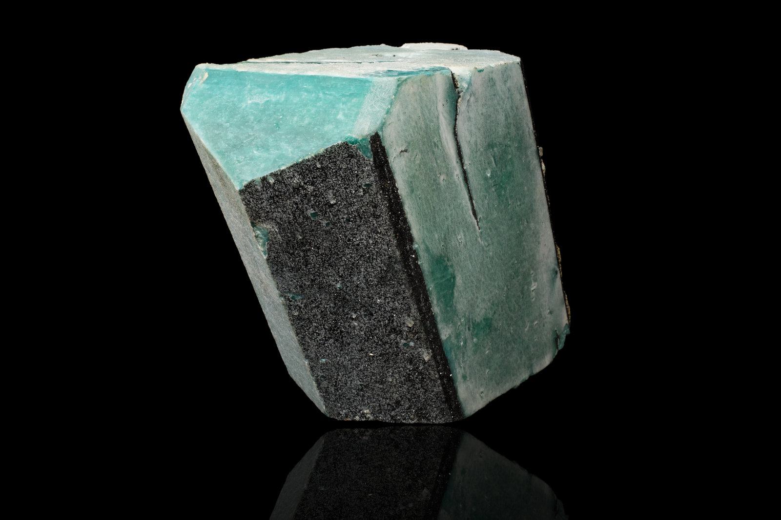Microclina
52 x 35 x 27 cm
(Autor: Museo MIM)