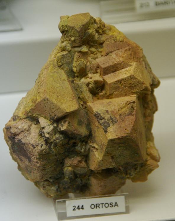 Ortoclasa
85 x 60 mm
(Autor: Jesus Franquesa Baucells)