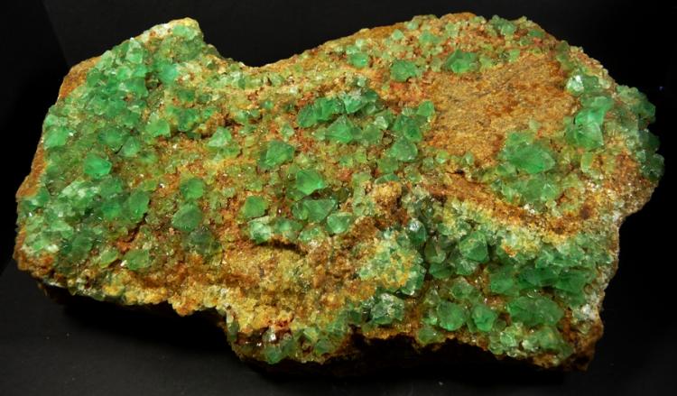 Fluorita
220 x 130 mm.
(Autor: Jesus Franquesa Baucells)