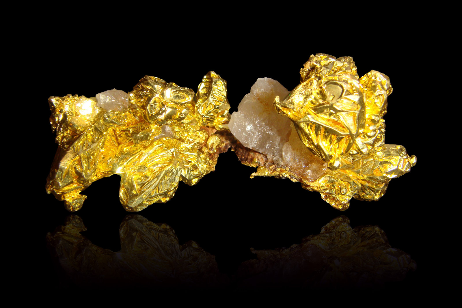 Oro con Cuarzo
8,5 x 6 x 6,5 cm
(Autor: Museo MIM)