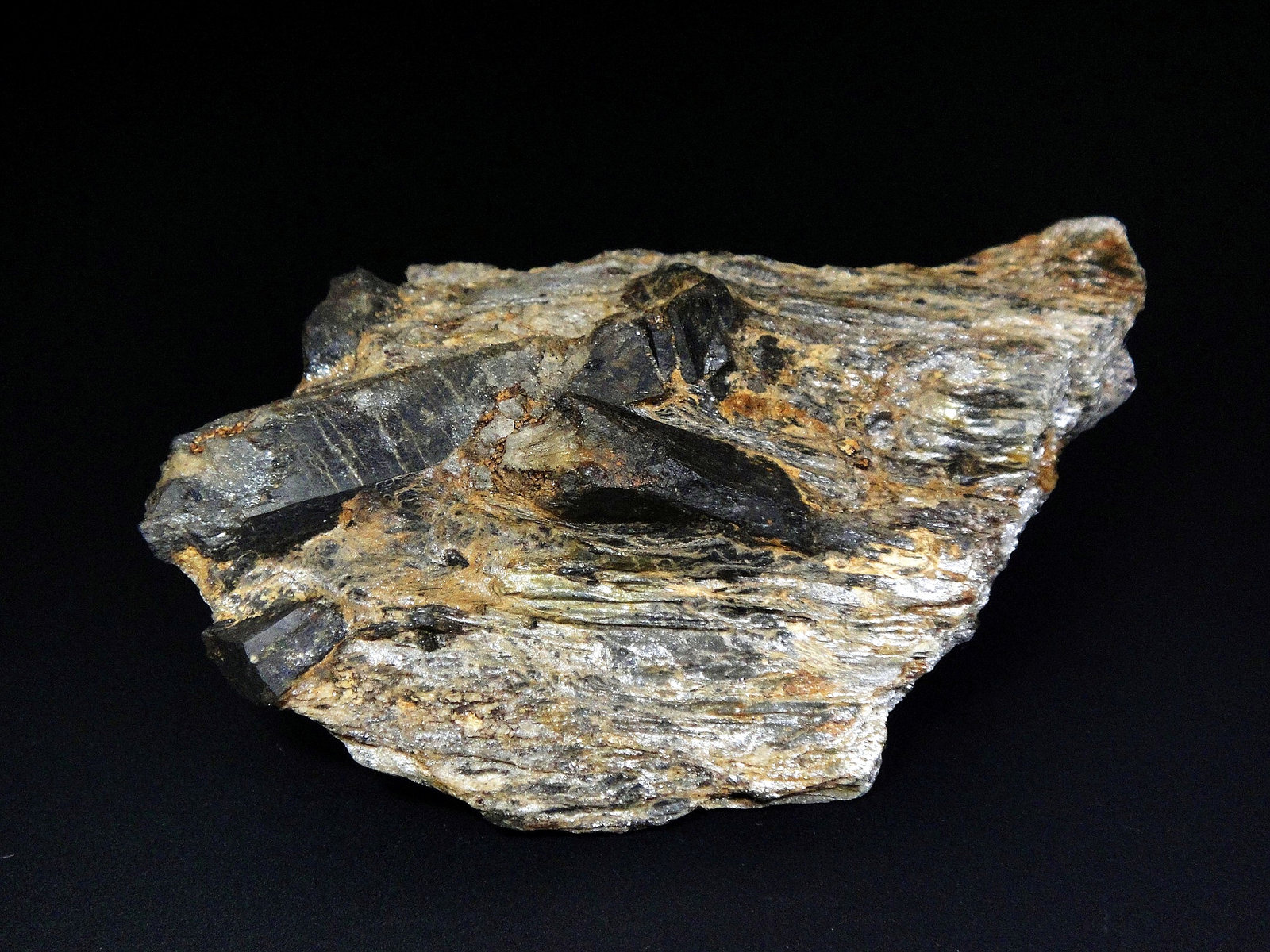 Estaurolita
8 x 5 cm.
(Autor: Antonio P. López)