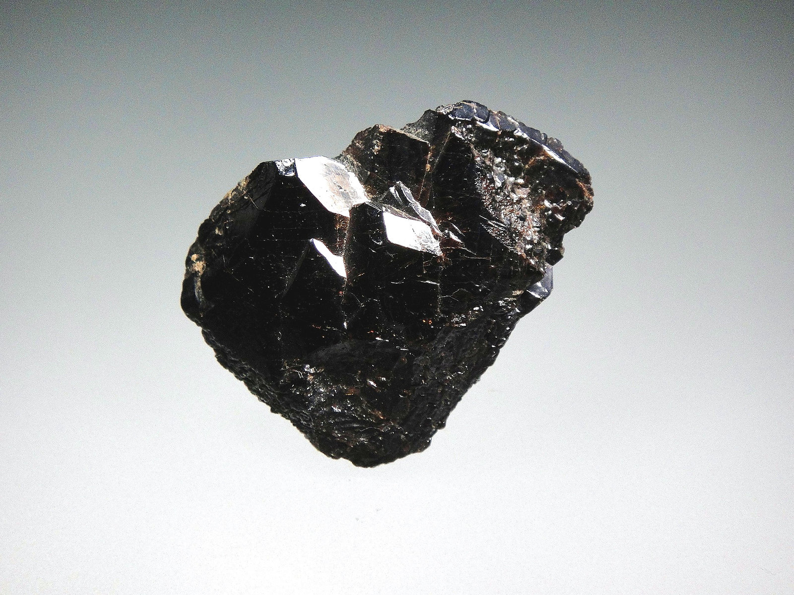 Titanita
4 x 3 cm.
(Autor: Antonio P. López)