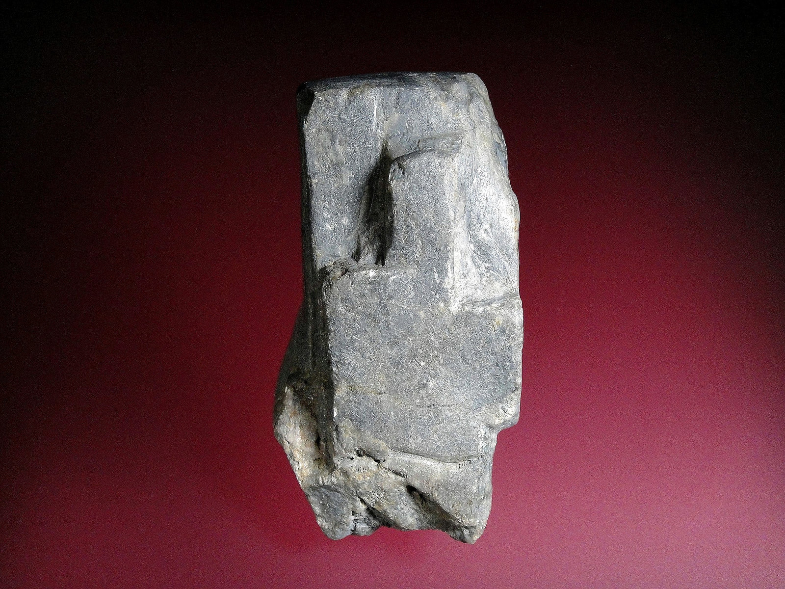 Andalucita
8 x 4 cm.
(Autor: Antonio P. López)