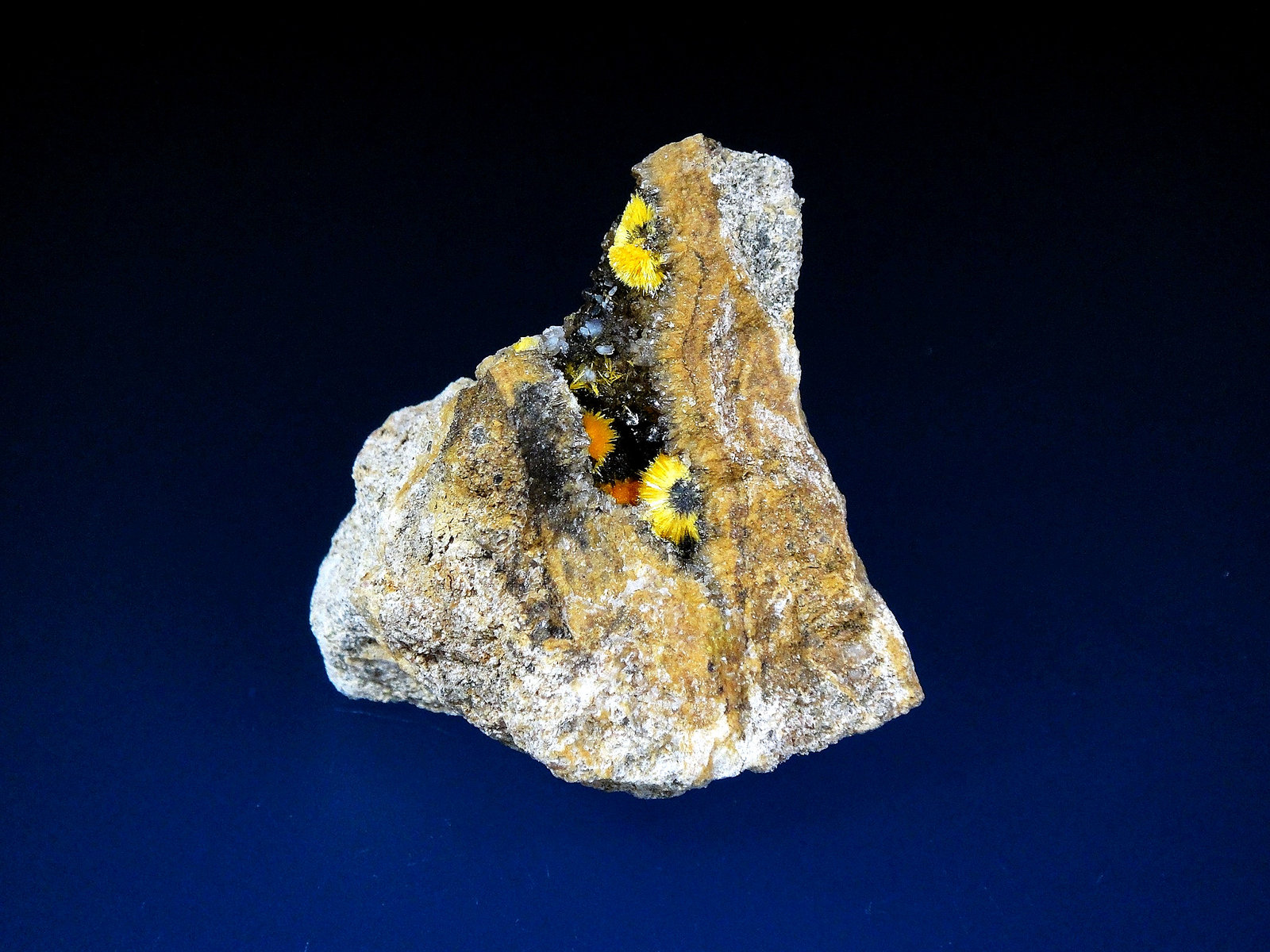 Boltwoodita
5 x 4 cm.
(Autor: Antonio P. López)