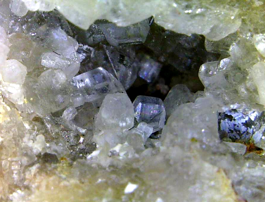 Hemimorfita
Campo de visión 10 mm.
(Autor: Antonio P. López)