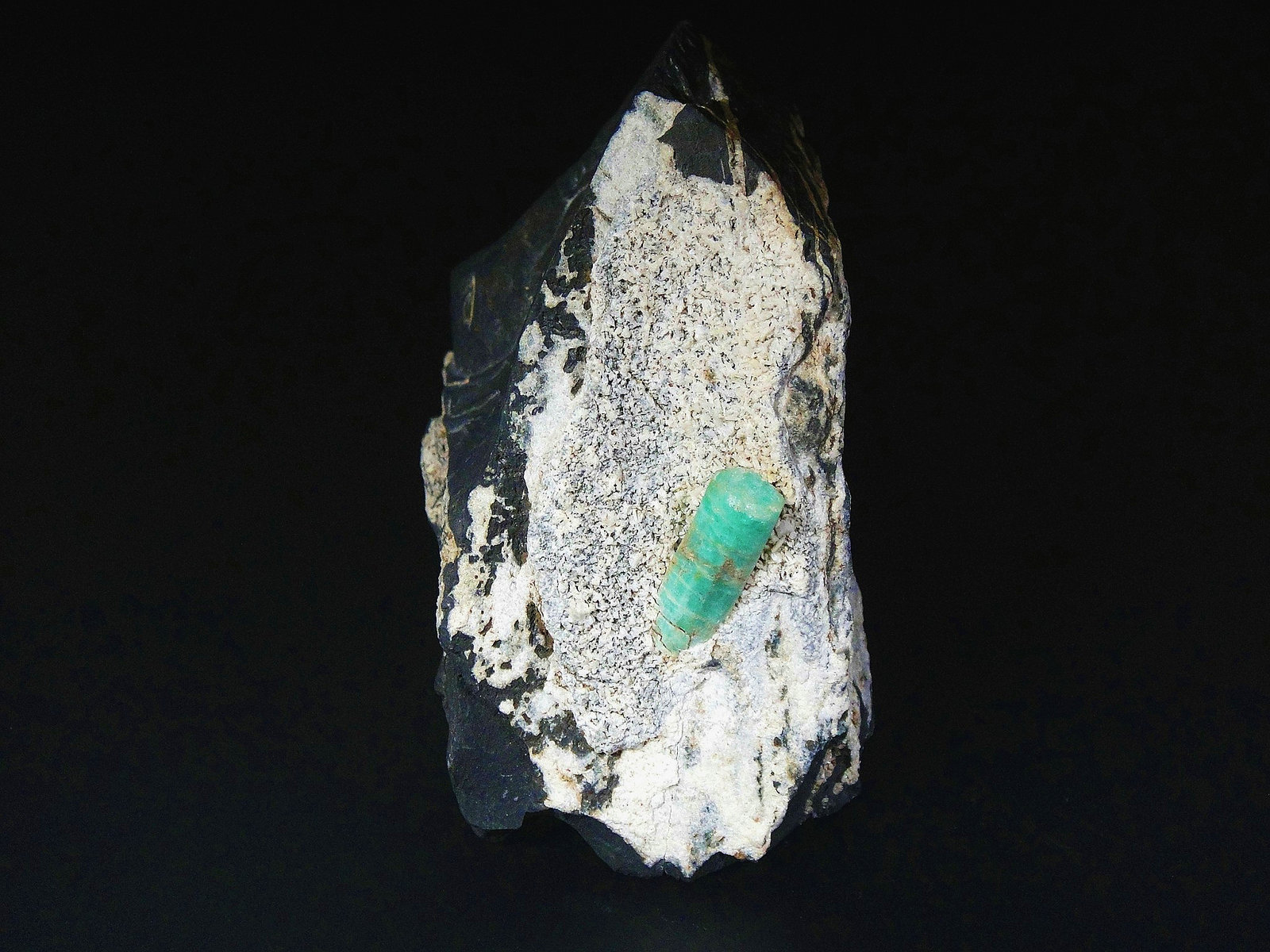 Berilo (variedad esmeralda)
7 x 5 cm.
(Autor: Antonio P. López)