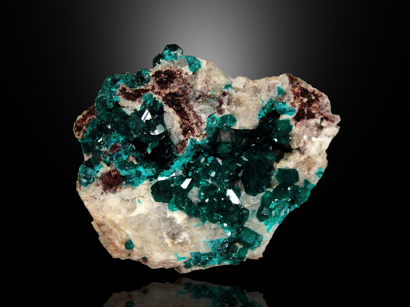 Dioptasa
4 x 4 cm.
(Autor: Antonio P. López)