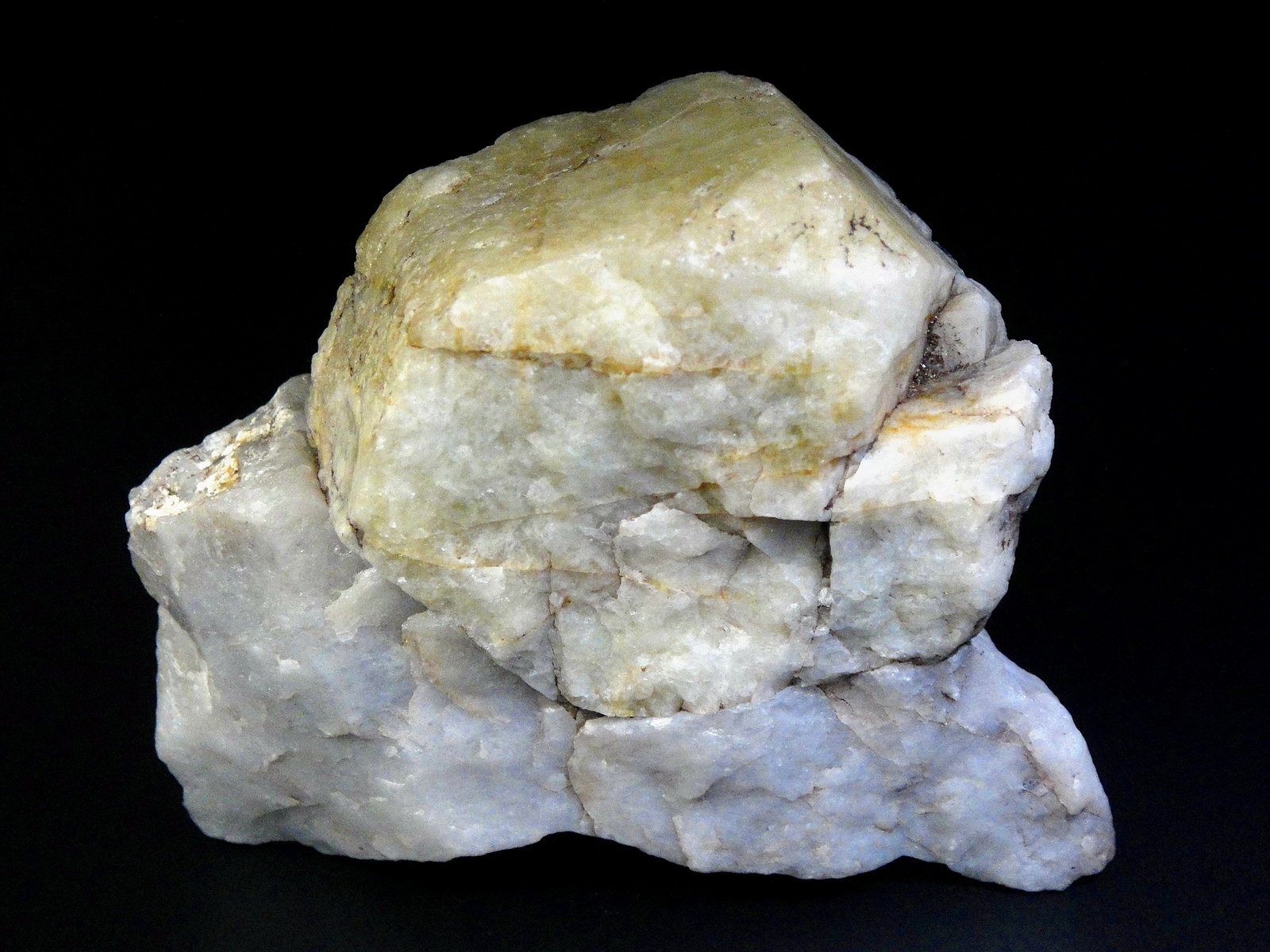Berilo
9 x 7 cm.
(Autor: Antonio P. López)