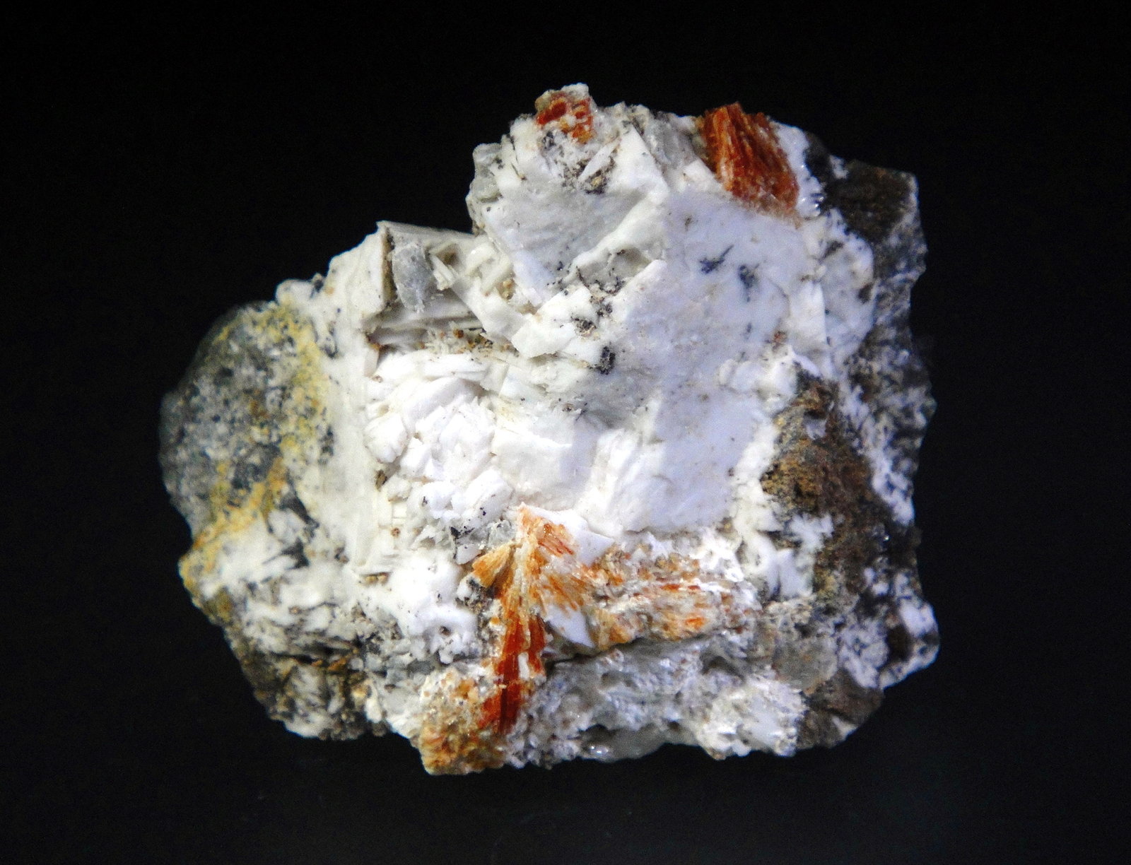 Labuntsovita-Mn
4,5 x 3,5 cm.
(Autor: Antonio P. López)