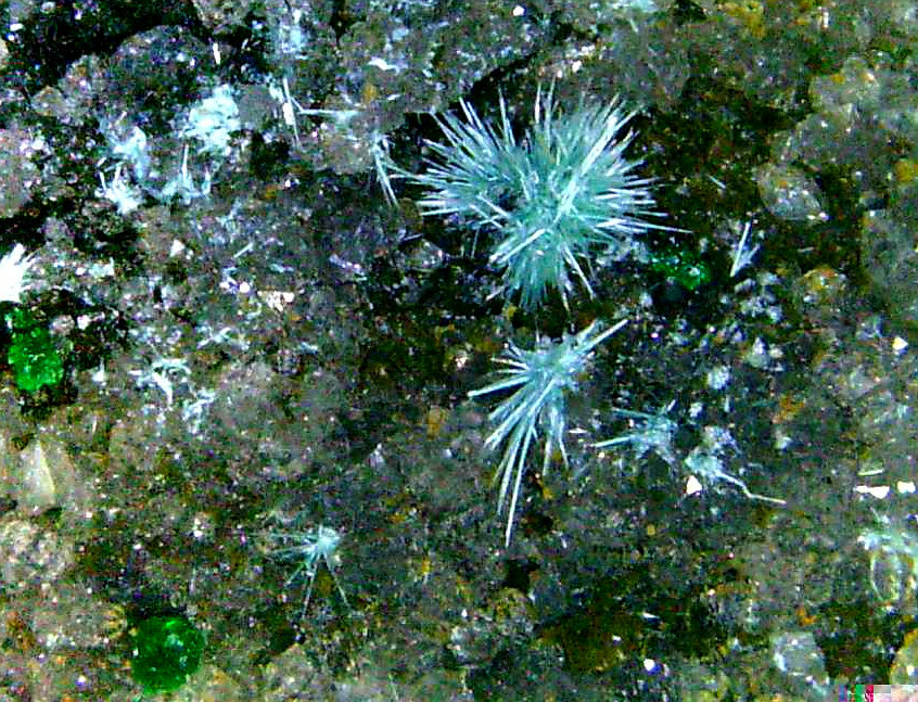 Plancheita, Dioptasa
Campo de visión 4 mm.
(Autor: Antonio P. López)