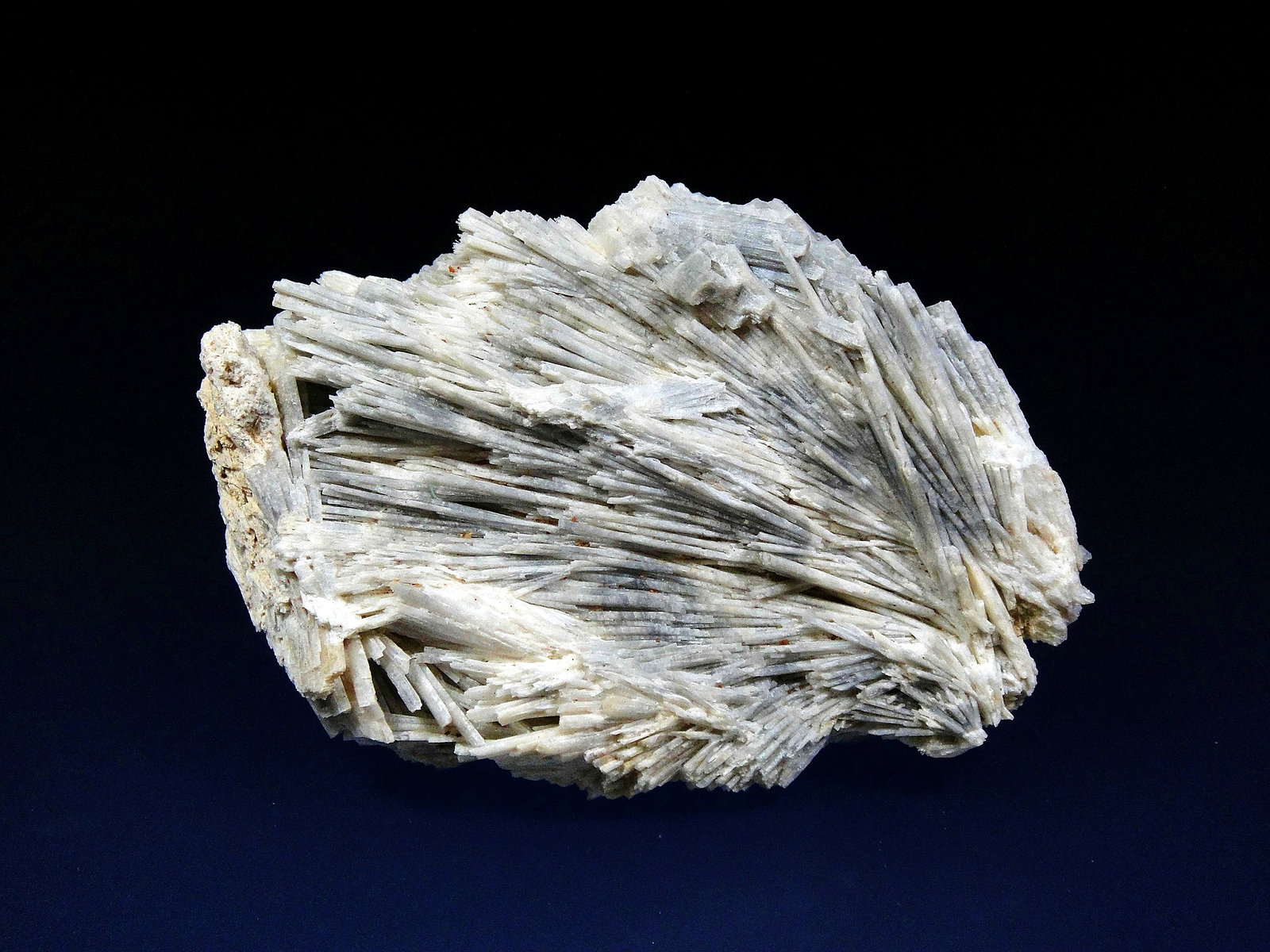 Edenita
7 x 5 cm.
(Autor: Antonio P. López)