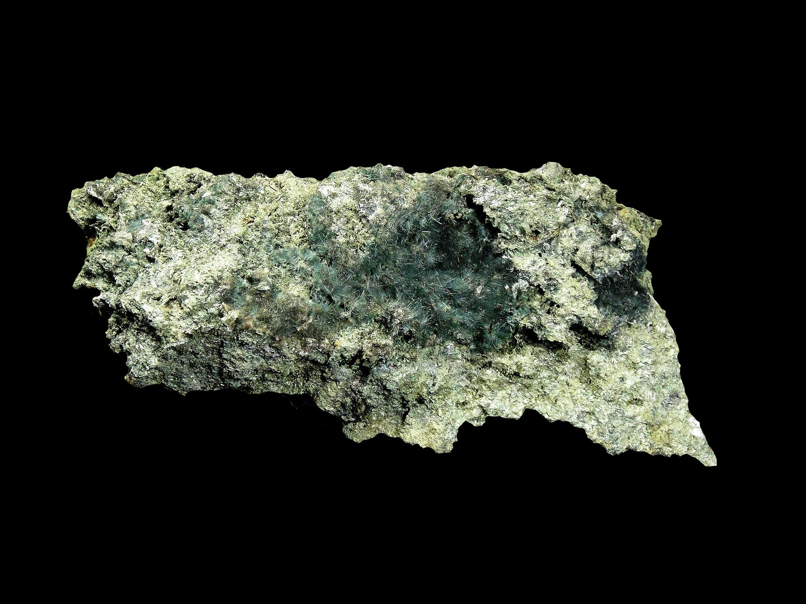 Actinolita (variedad byssolita / bisolita)
10 x 6 cm.
(Autor: Antonio P. López)