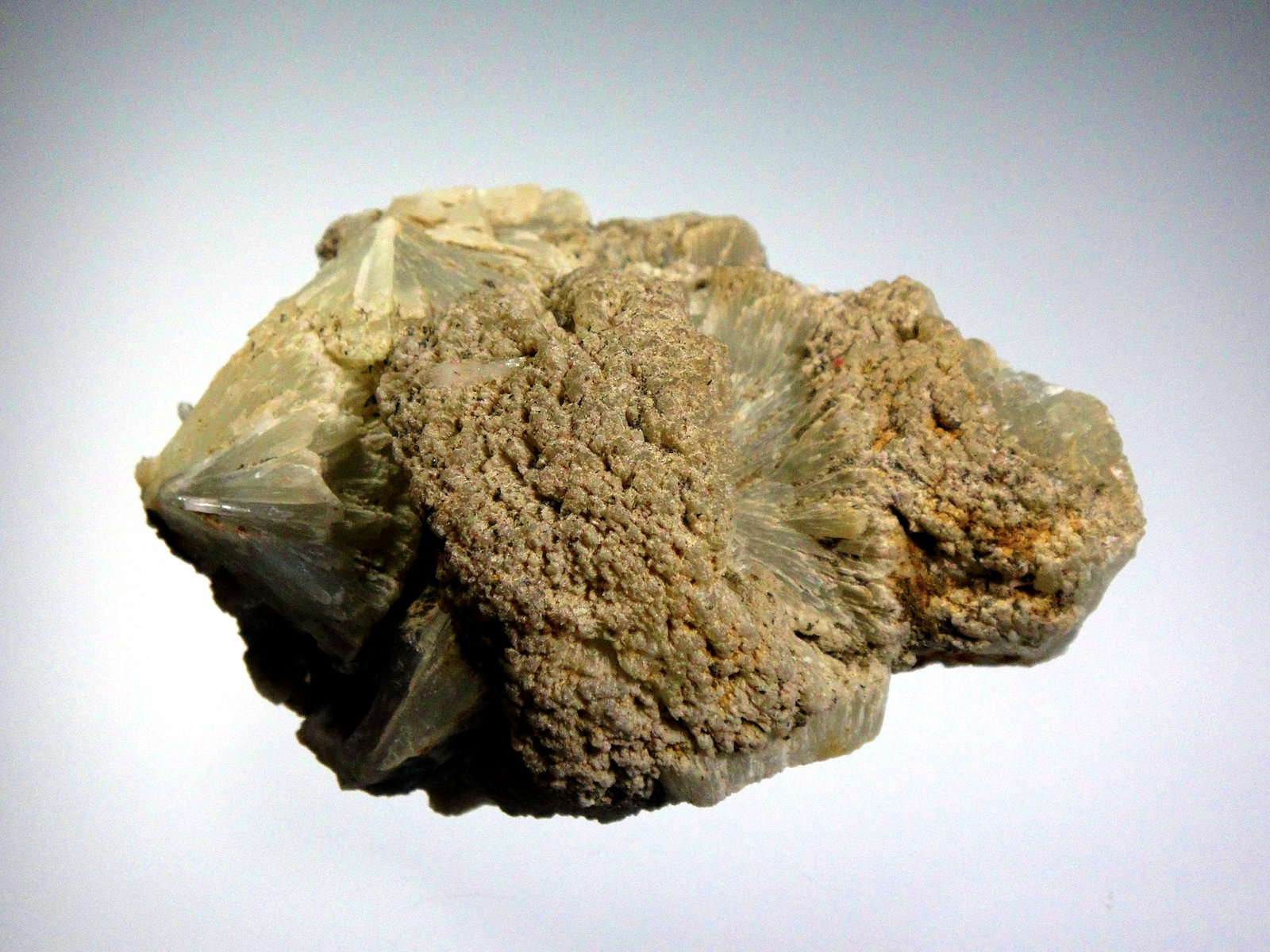 Prehnita
7 x 6 cm.
(Autor: Antonio P. López)