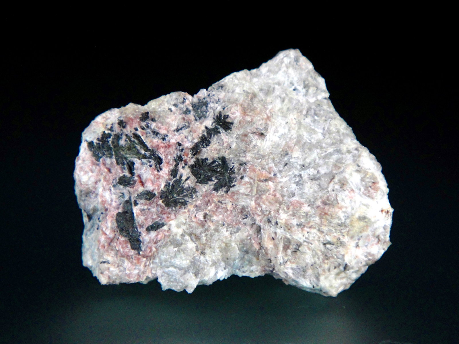 Miserita, Wollastonita
5 x 4 cm.
(Autor: Antonio P. López)