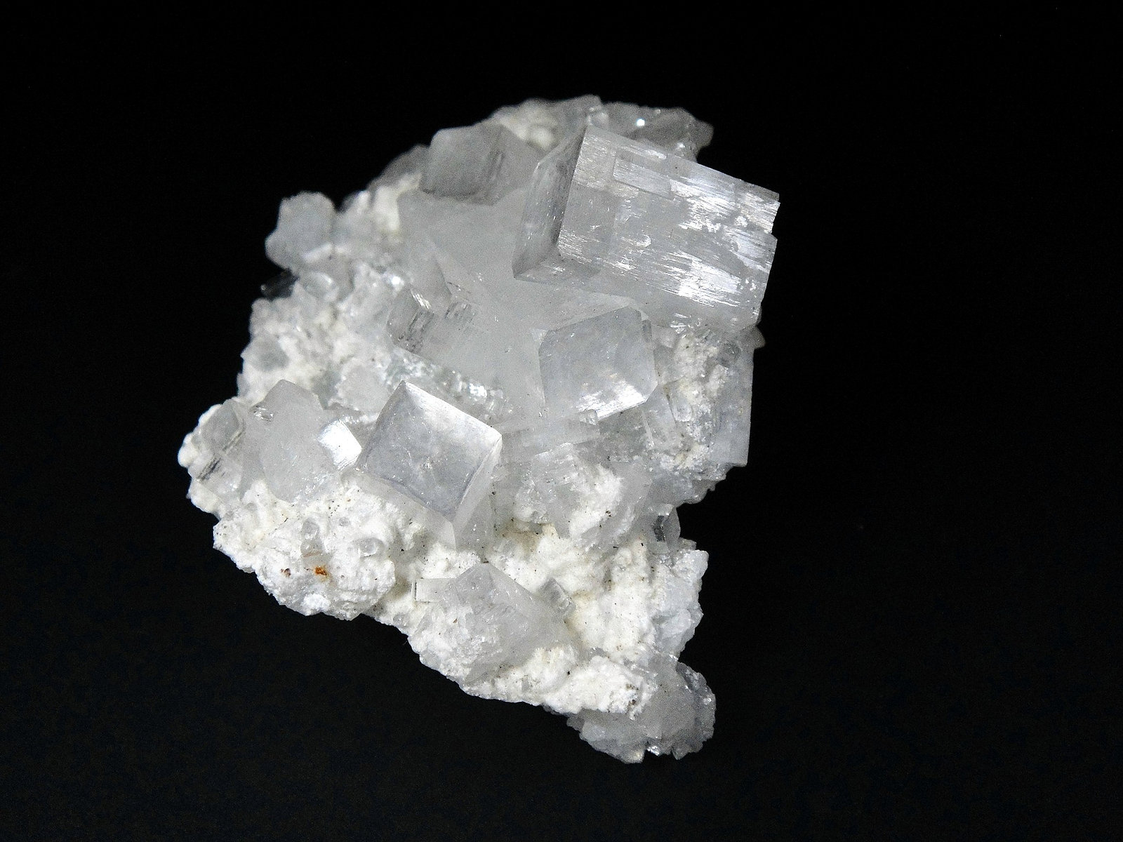 Fluorapophyllita-(K) (Apofilita)
5 x 5 cm.
(Autor: Antonio P. López)