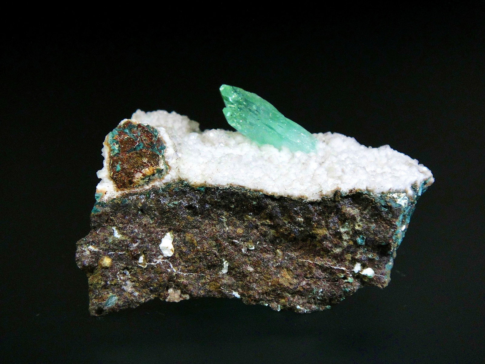 Fluorapophyllita-(K) (Apofilita)
4 x 2 cm.
(Autor: Antonio P. López)