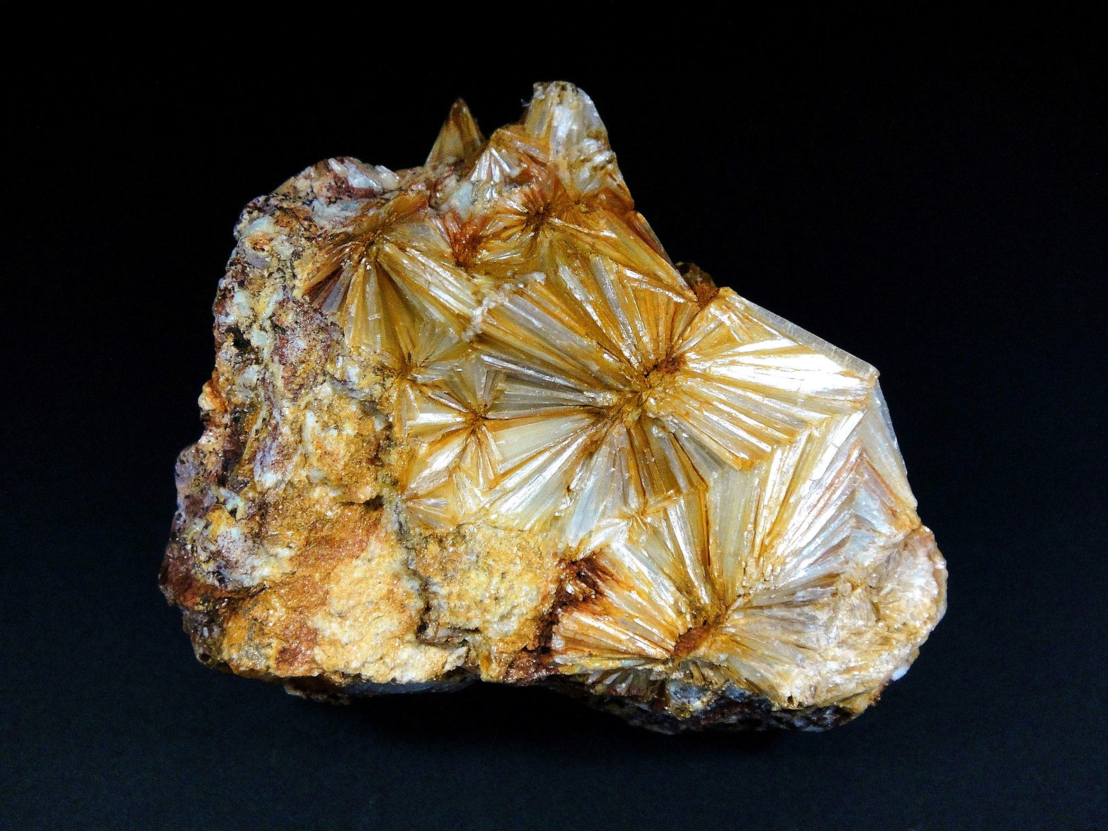 Pirofilita
5 x 5 cm.
(Autor: Antonio P. López)