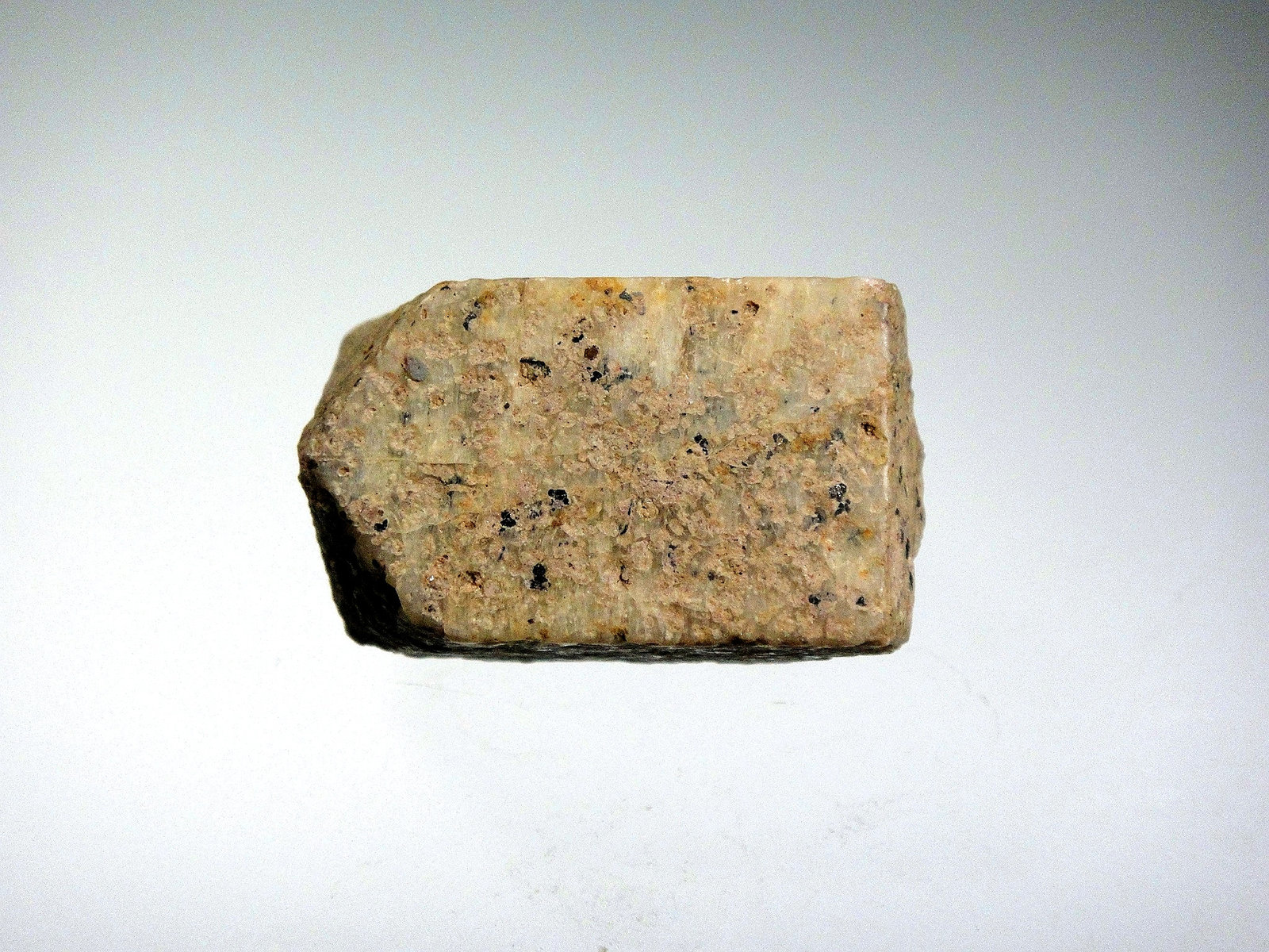 Sanidina
4 x 2 cm.
(Autor: Antonio P. López)