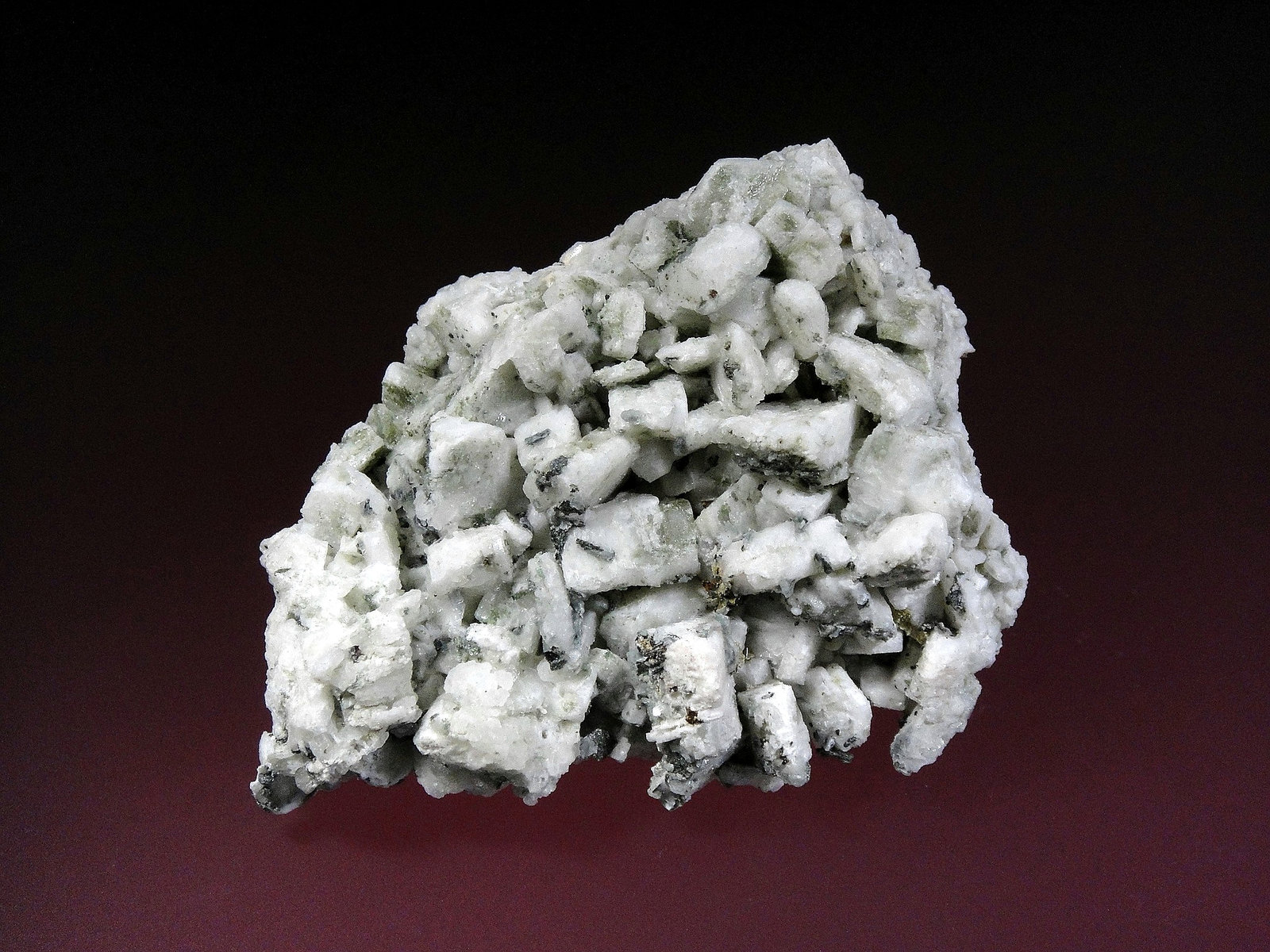 Albita
7 x 6 cm.
(Autor: Antonio P. López)