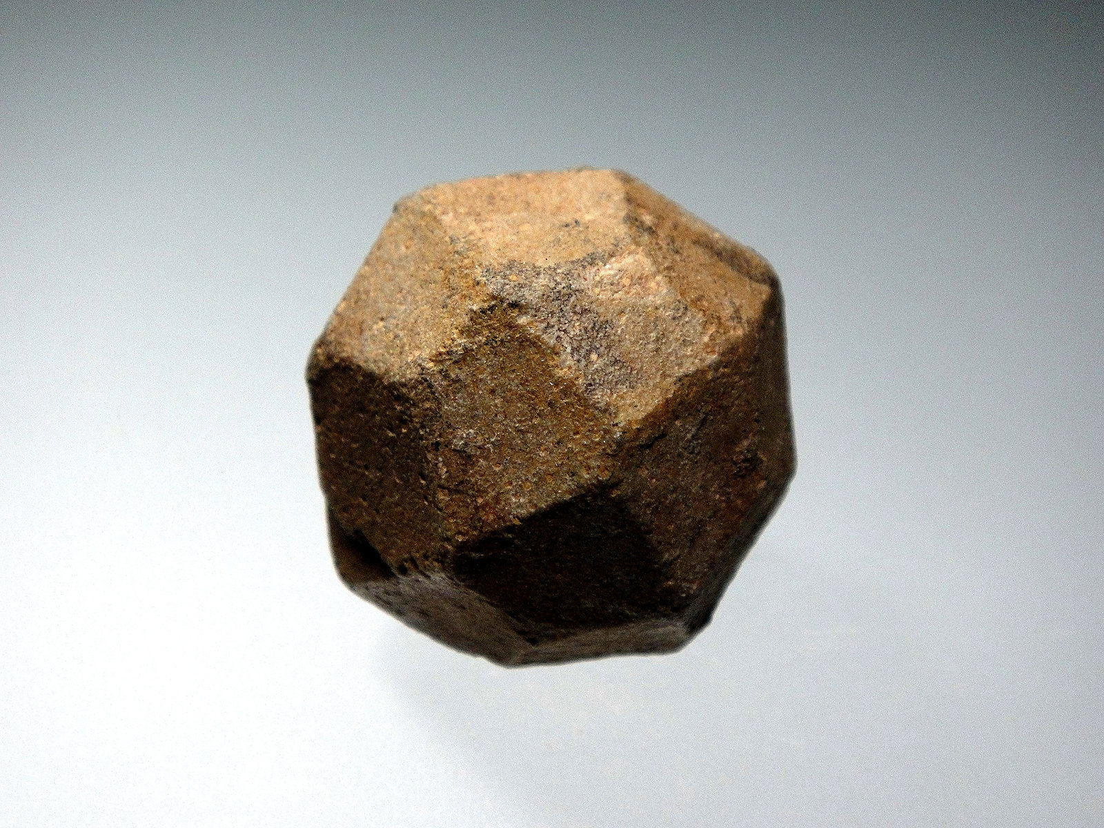 "Pseudoleucita"
4 x 3 cm.
(Autor: Antonio P. López)