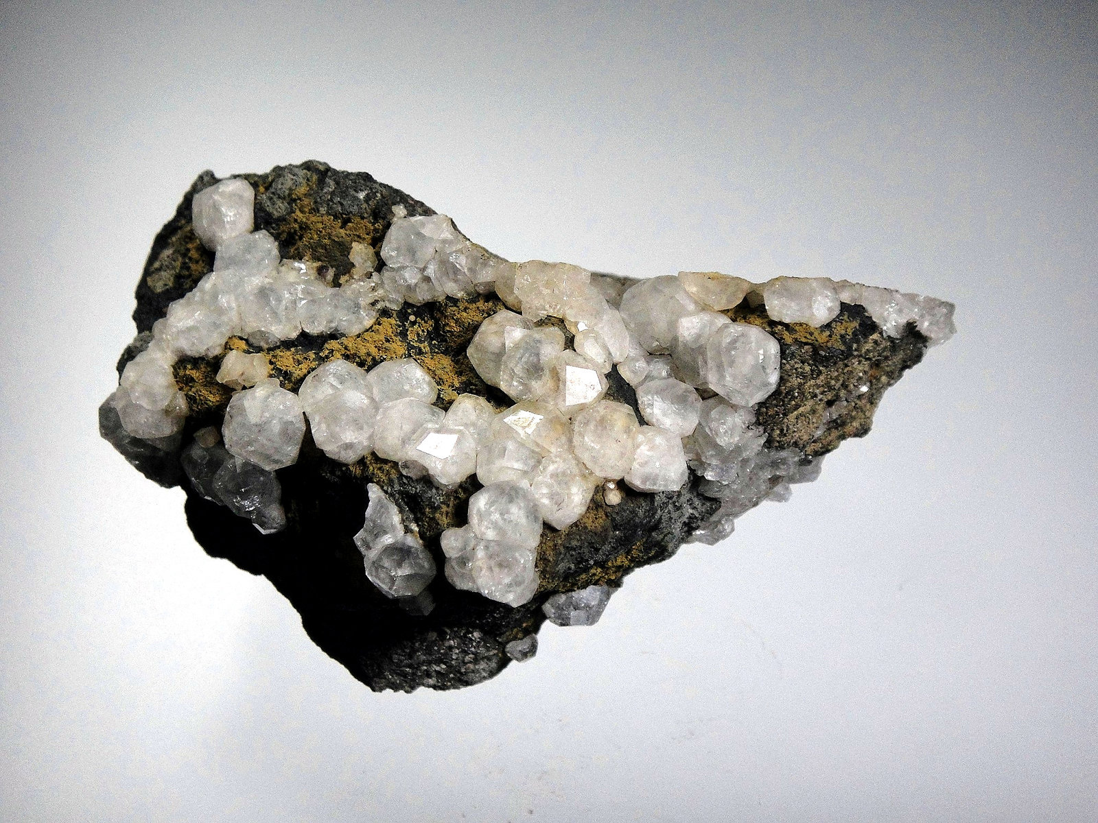 Analcima
7 x 5 cm.
(Autor: Antonio P. López)