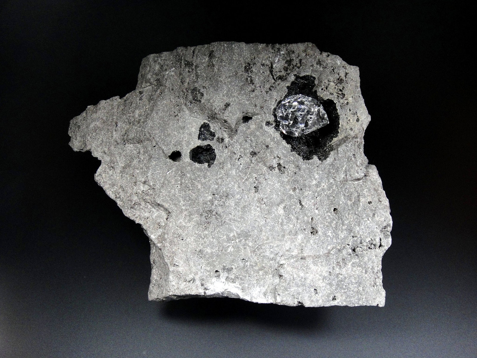 Cuarzo (variedad herkimer)
12 x 10 cm.
(Autor: Antonio P. López)