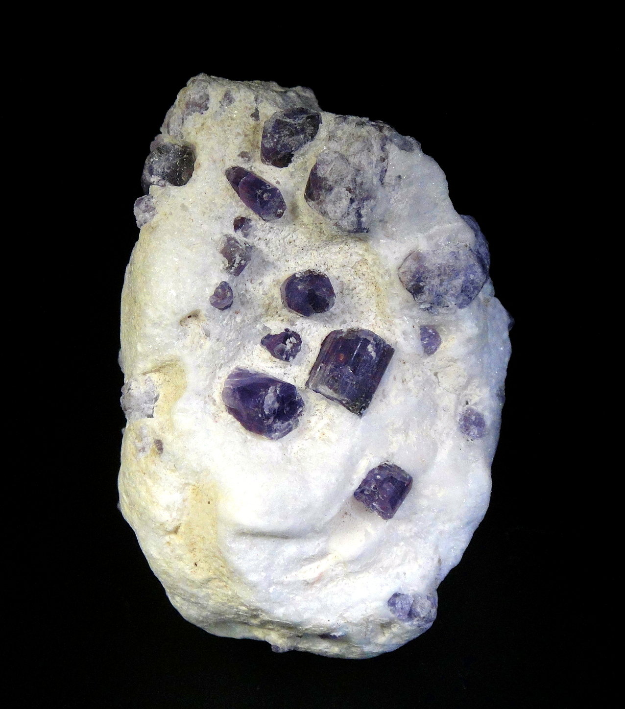 Marialita
7 x 6 cm.
(Autor: Antonio P. López)