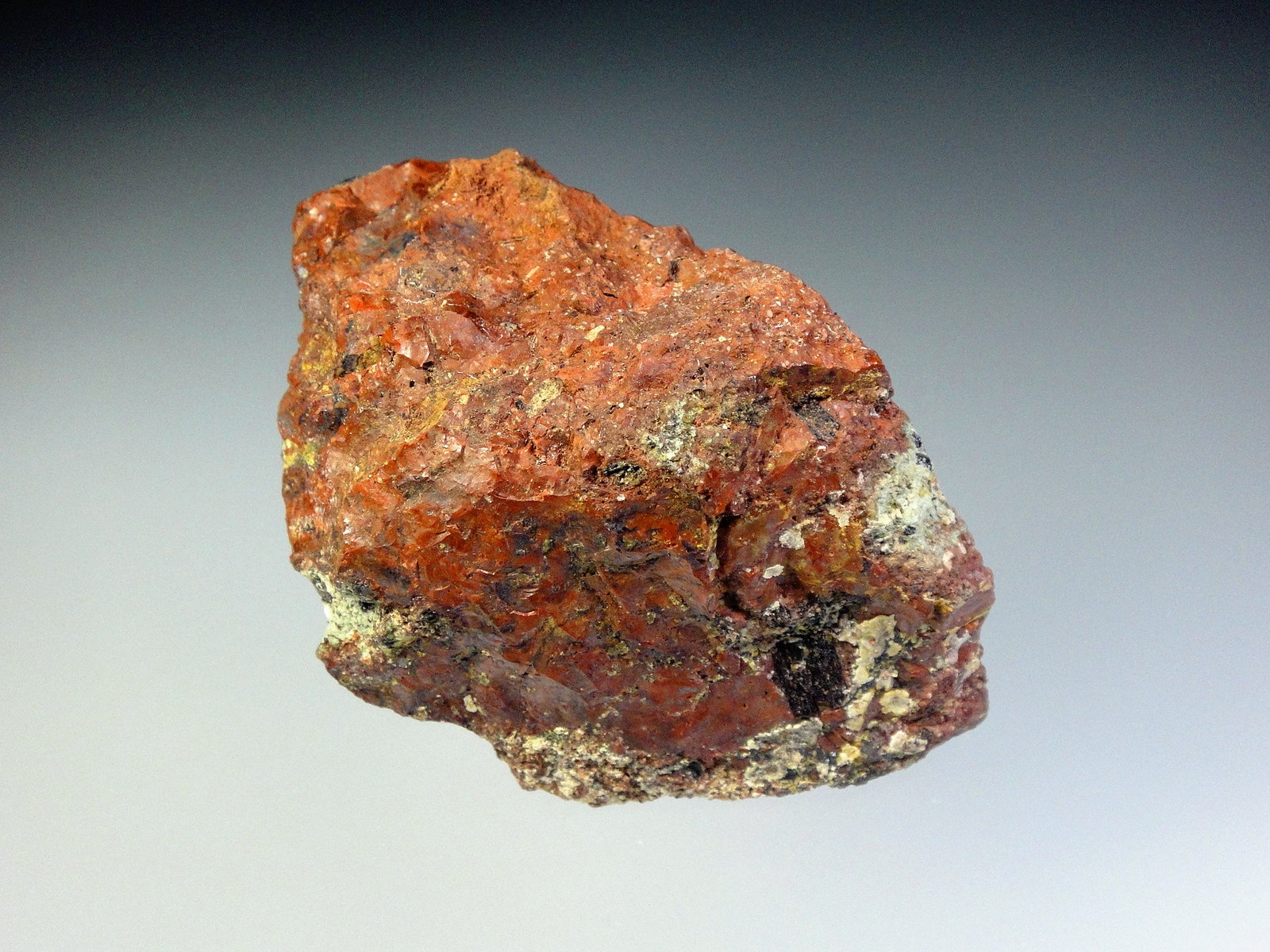 Cuarzo (variedad calcedonia - jaspe)
6 x 6 cm
(Autor: Antonio P. López)