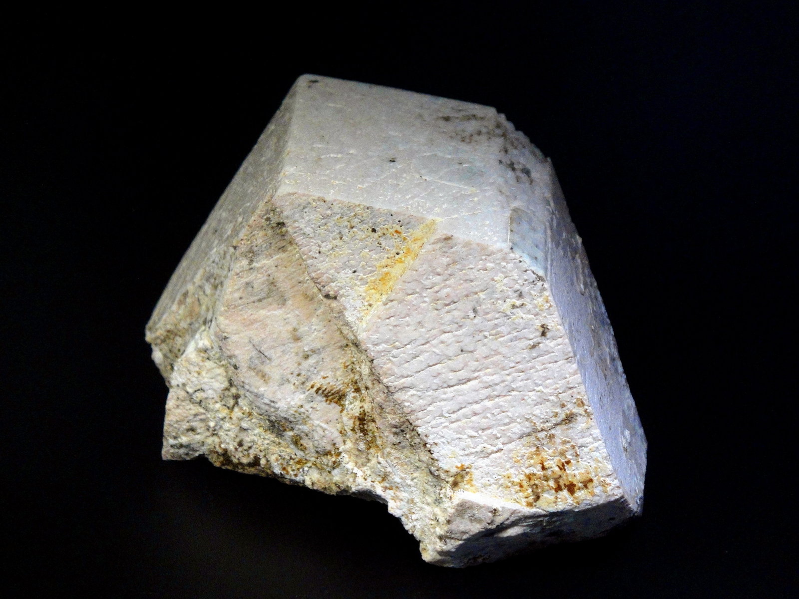 Microclina
9 x 6 cm.
(Autor: Antonio P. López)