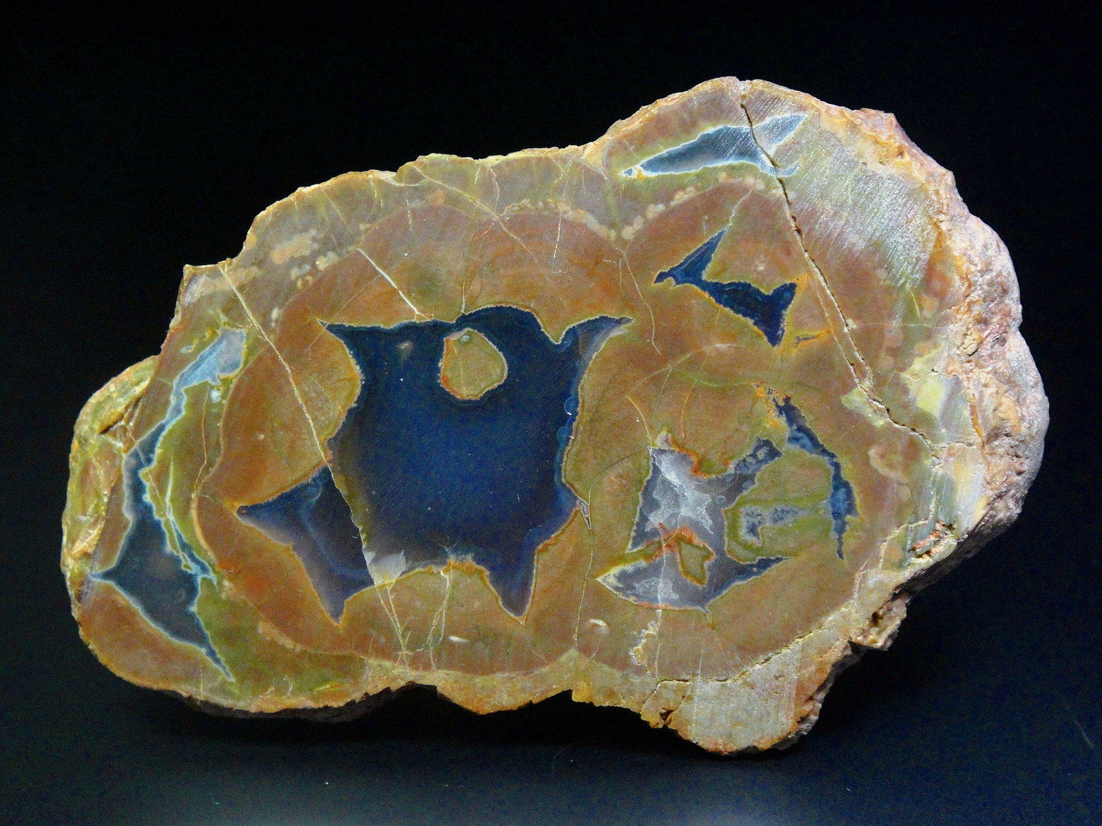 Cuarzo (variedad calcedonia - ágata)
10 x 6 cm.
(Autor: Antonio P. López)