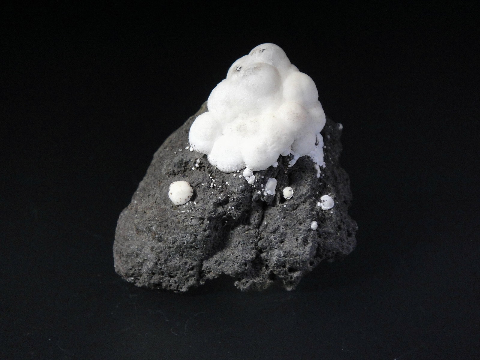 Thomsonita-Ca
4,5 x 4 cm.
(Autor: Antonio P. López)