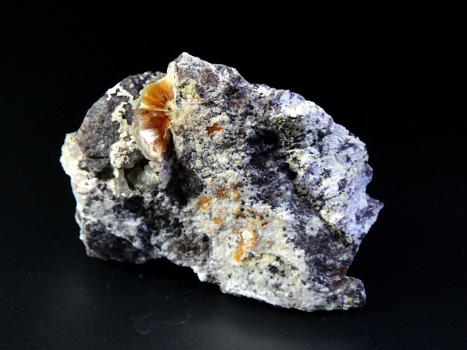Ferrierita-Mg
7 x 5 cm.
(Autor: Antonio P. López)