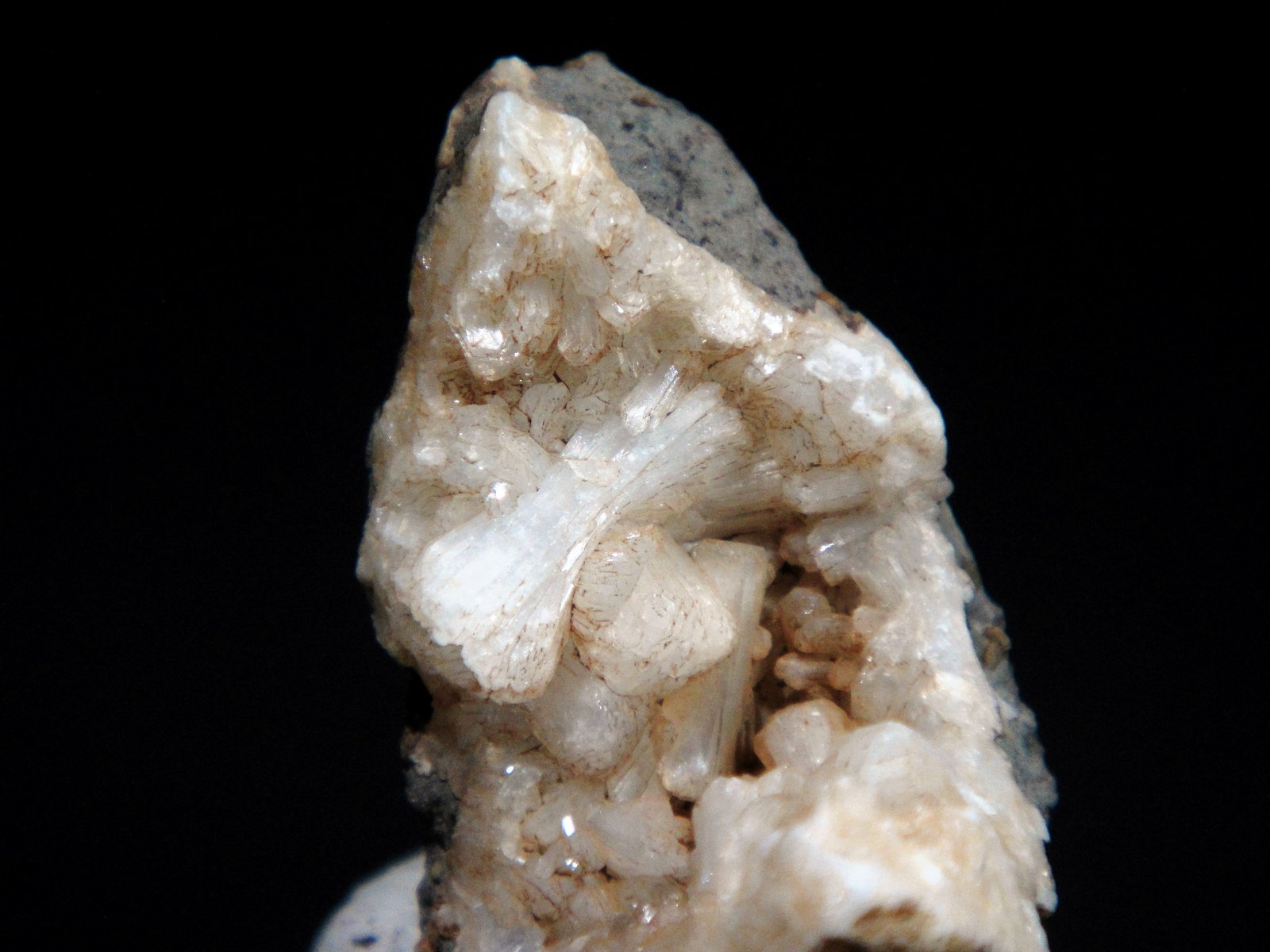 Estilbita-Ca, Heulandita-Ca
3 x 3 cm.
(Autor: Antonio P. López)