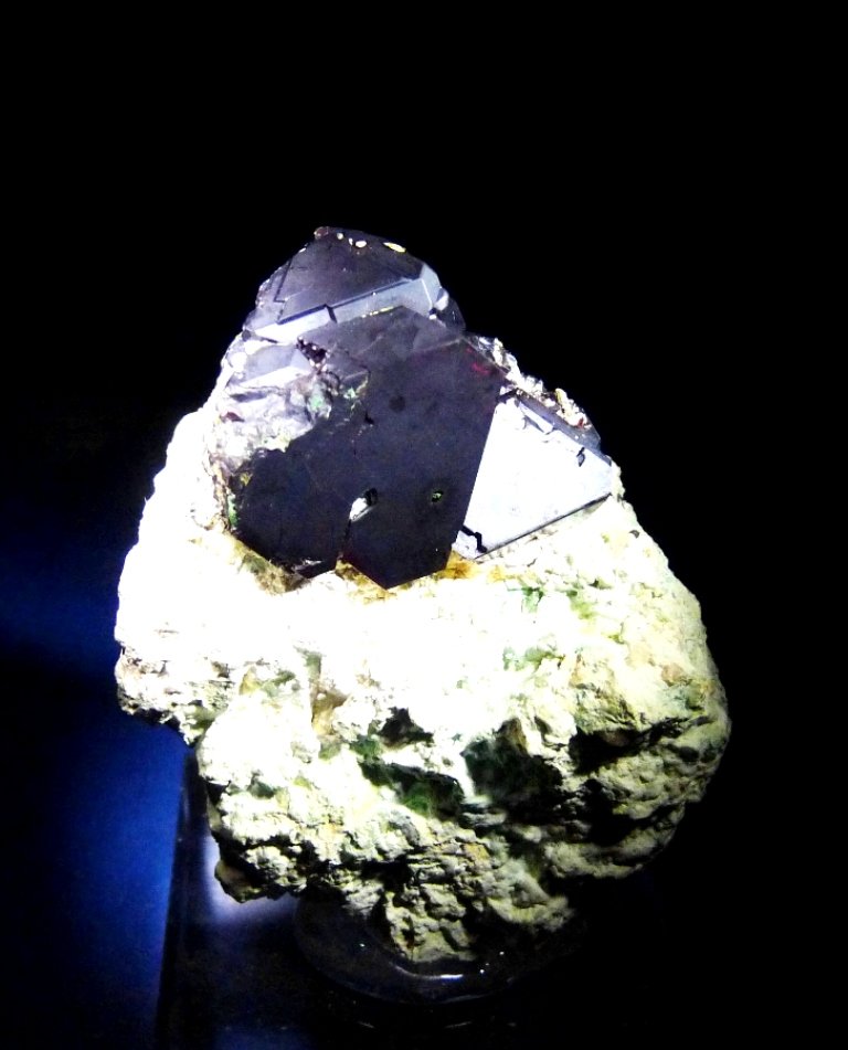 Cuprita.
50x45 mm.
(Autor: Jesus Franquesa Baucells)