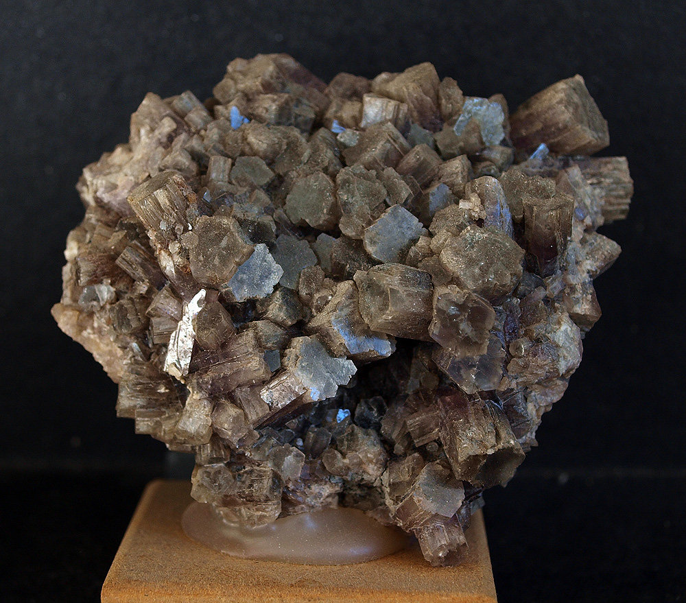 Aragonito
7.5 x 7 cm
(Autor: Pedro Antonio)